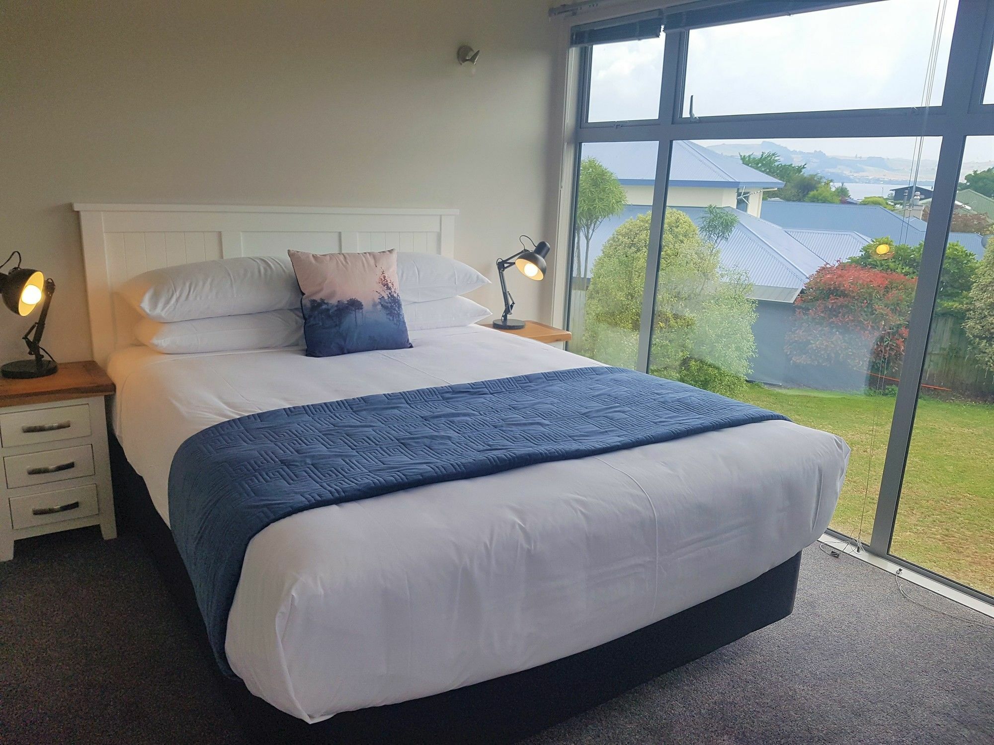 Close To The Lake Taupo Exterior photo